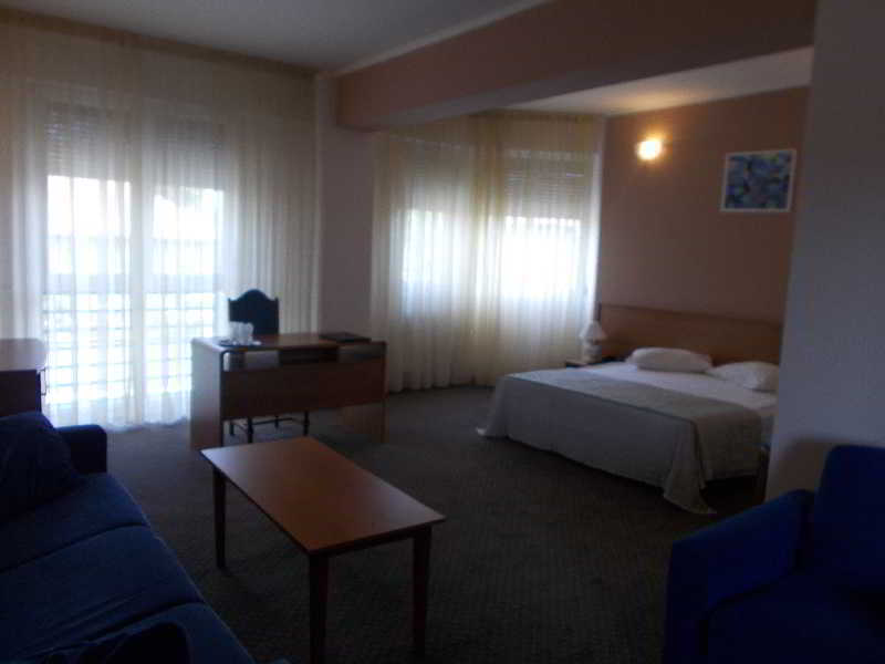 Hotel Reghina Timisoara Luaran gambar