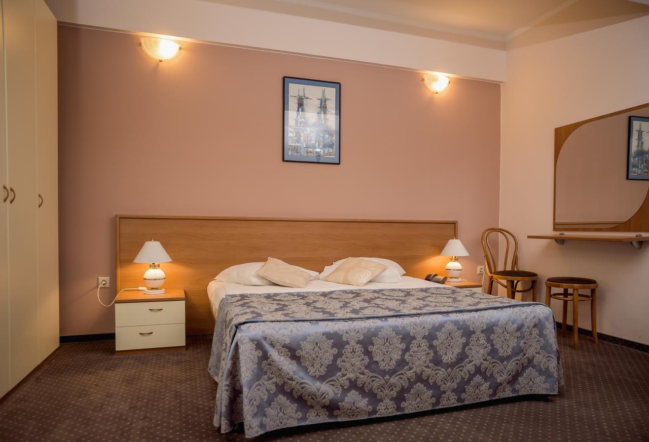 Hotel Reghina Timisoara Luaran gambar