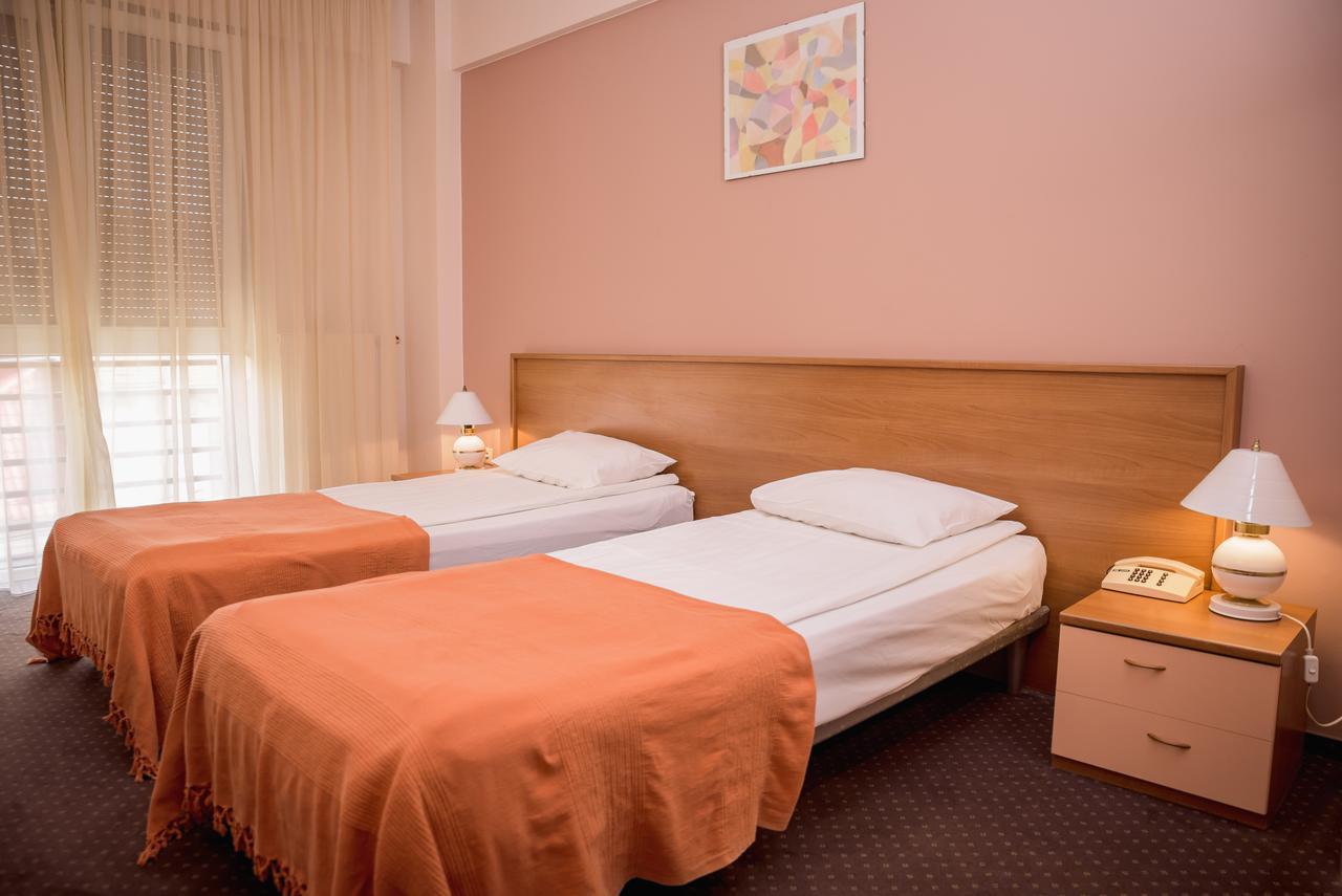 Hotel Reghina Timisoara Luaran gambar