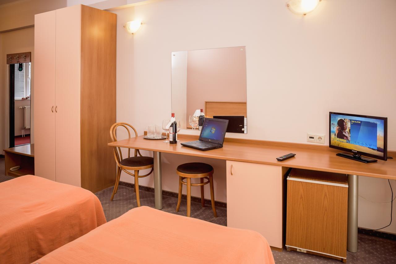 Hotel Reghina Timisoara Luaran gambar