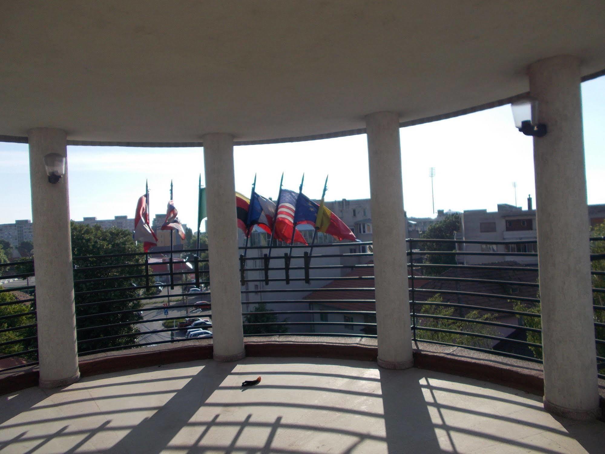Hotel Reghina Timisoara Luaran gambar
