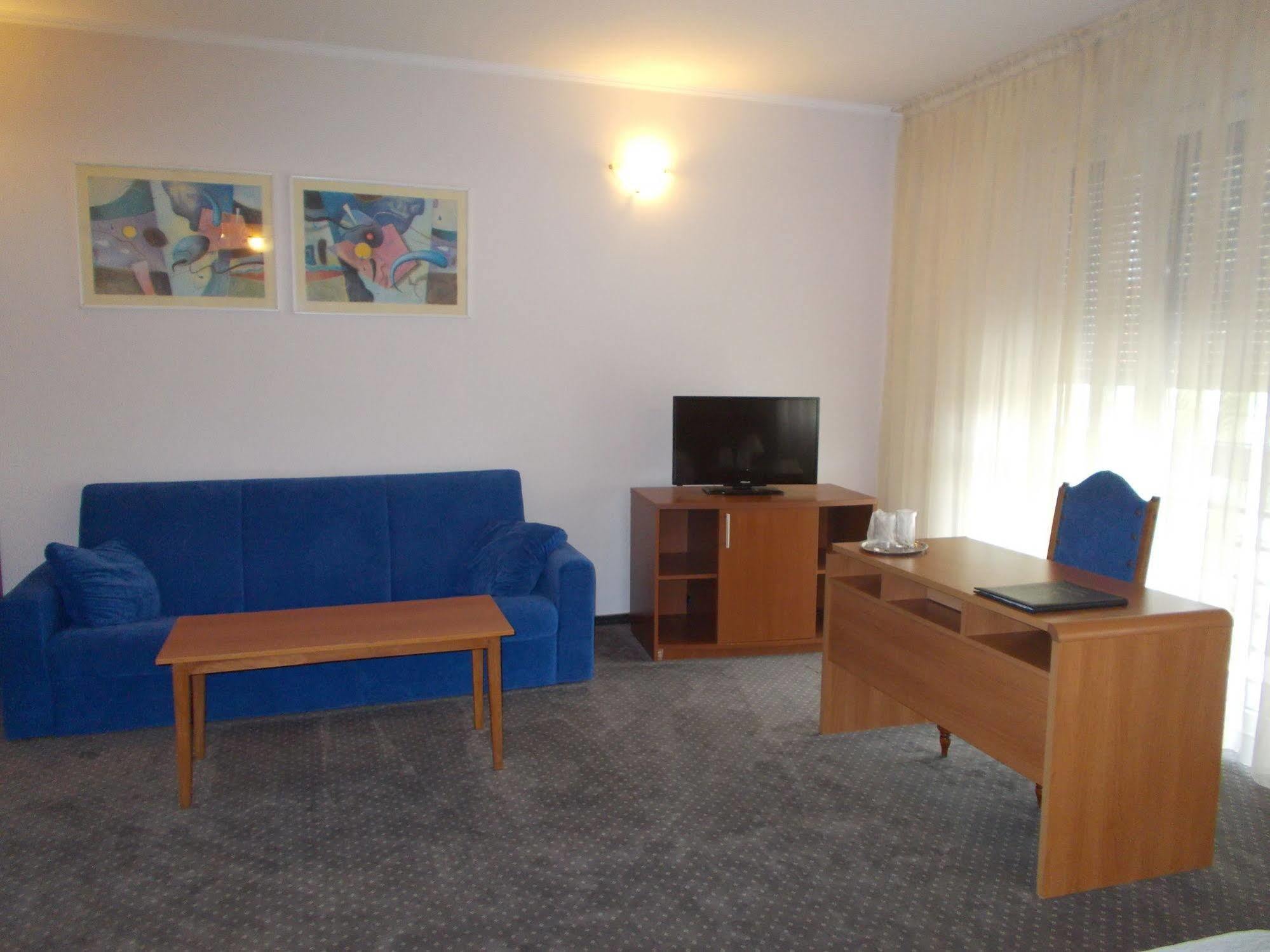Hotel Reghina Timisoara Luaran gambar