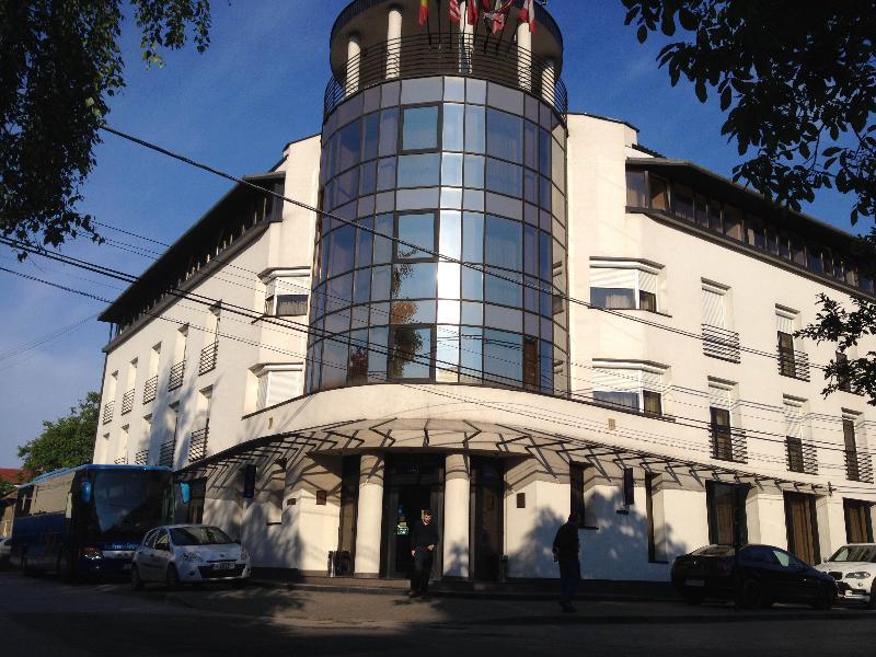 Hotel Reghina Timisoara Luaran gambar