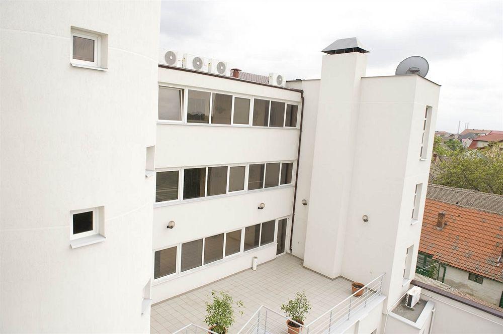 Hotel Reghina Timisoara Luaran gambar